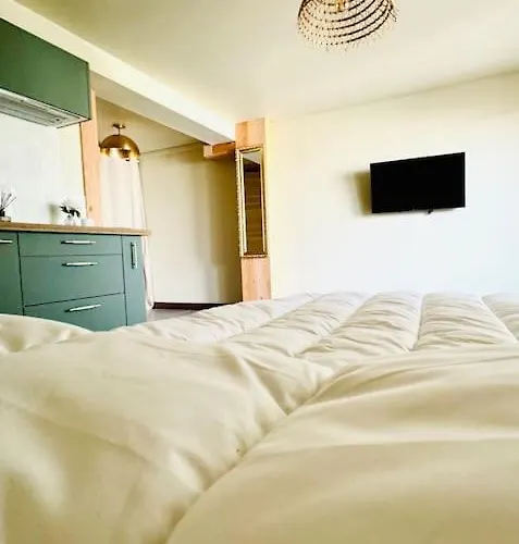 Апартаменты Mimosa - 500m De La Лакано