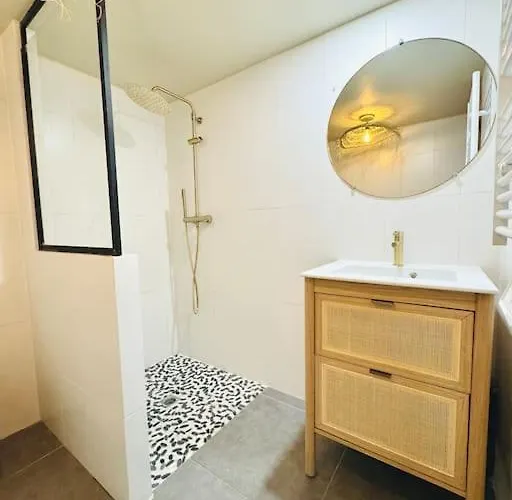 Апартаменты Mimosa - 500m De La Лакано